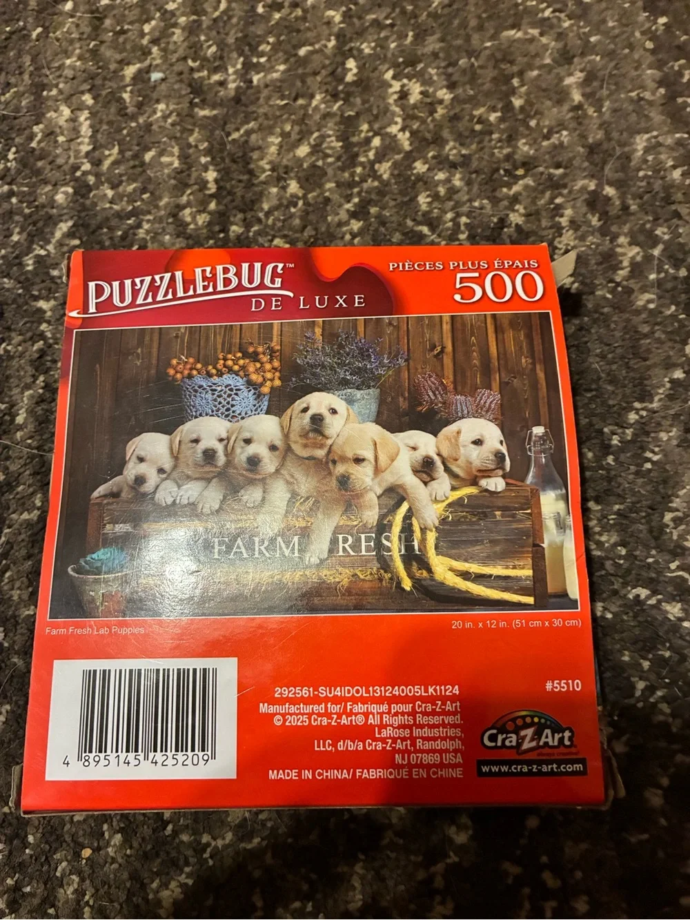 Deluxe 500-Piece Jigsaw Puzzle - Farm Fresh Puppies (Red)